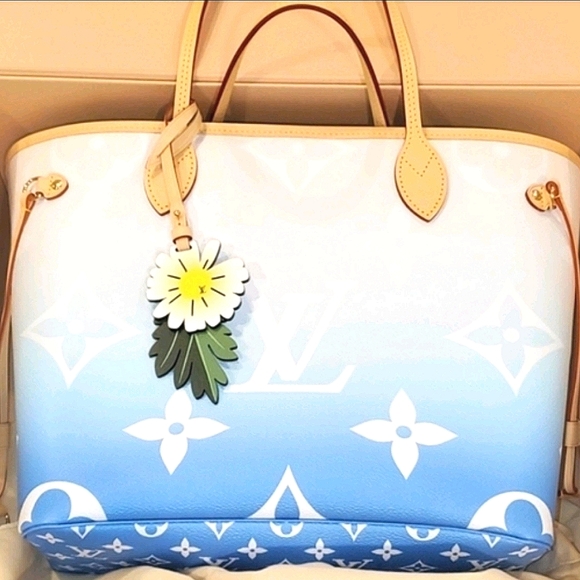 ☆☆SOLD☆☆Louis Vuitton Neverfull MM Blue (BAG) - Picture 2 of 13